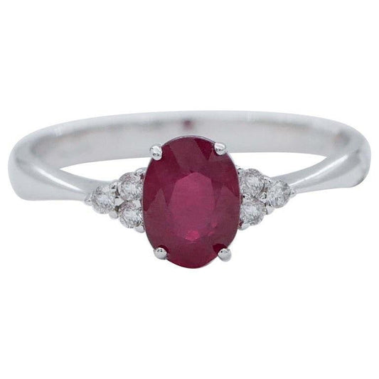 18 Karat White Gold Engagement Ring with Ruby and Diamonds