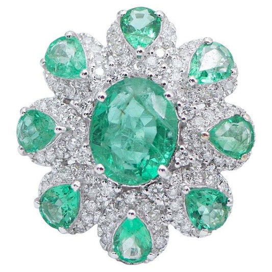 18 Karat White Gold Flower Ring with Emeralds and Diamonds, 1980s