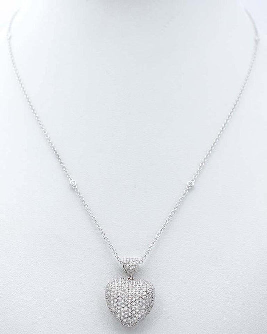 18 Karat White Gold Heart-Shaped Diamond Pendant Necklace