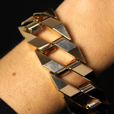 18 Karat Yellow Gold Geometric Curb Chain Large Bracelet, 1960s-OLU-2042362