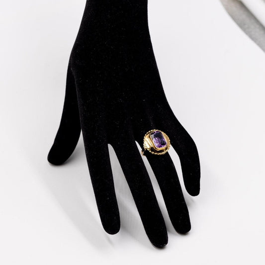 18 Karat Yellow Gold Ring with 5 Carat Amethyst, 1970s-1980s