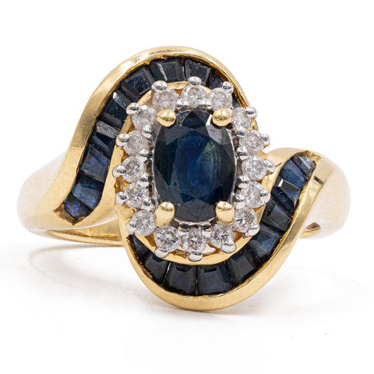 18 Karat Yellow Gold Ring with Diamonds and Sapphires, 1970s