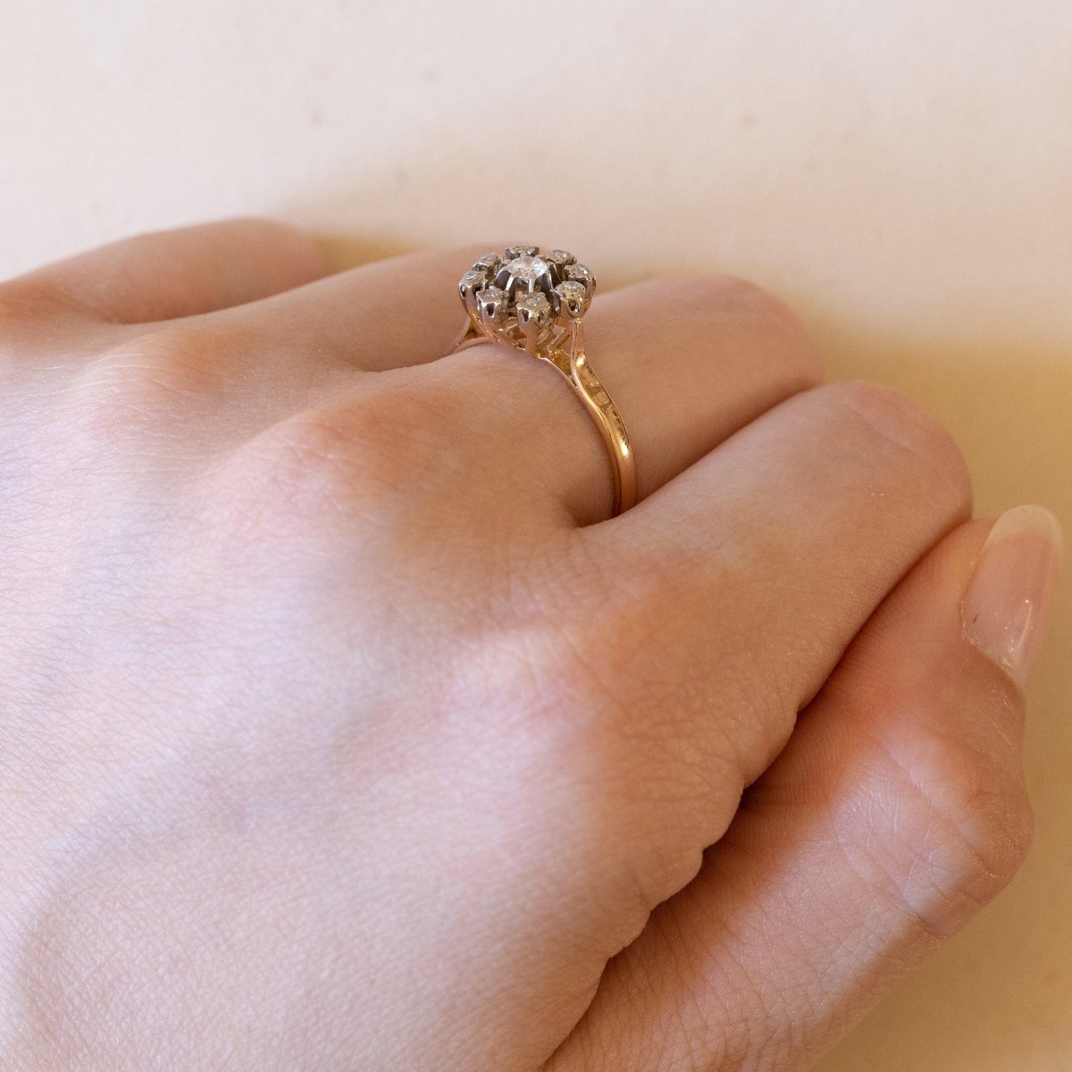 18k Vintage Gold and Silver Daisy Ring with Diamonds, 1910s