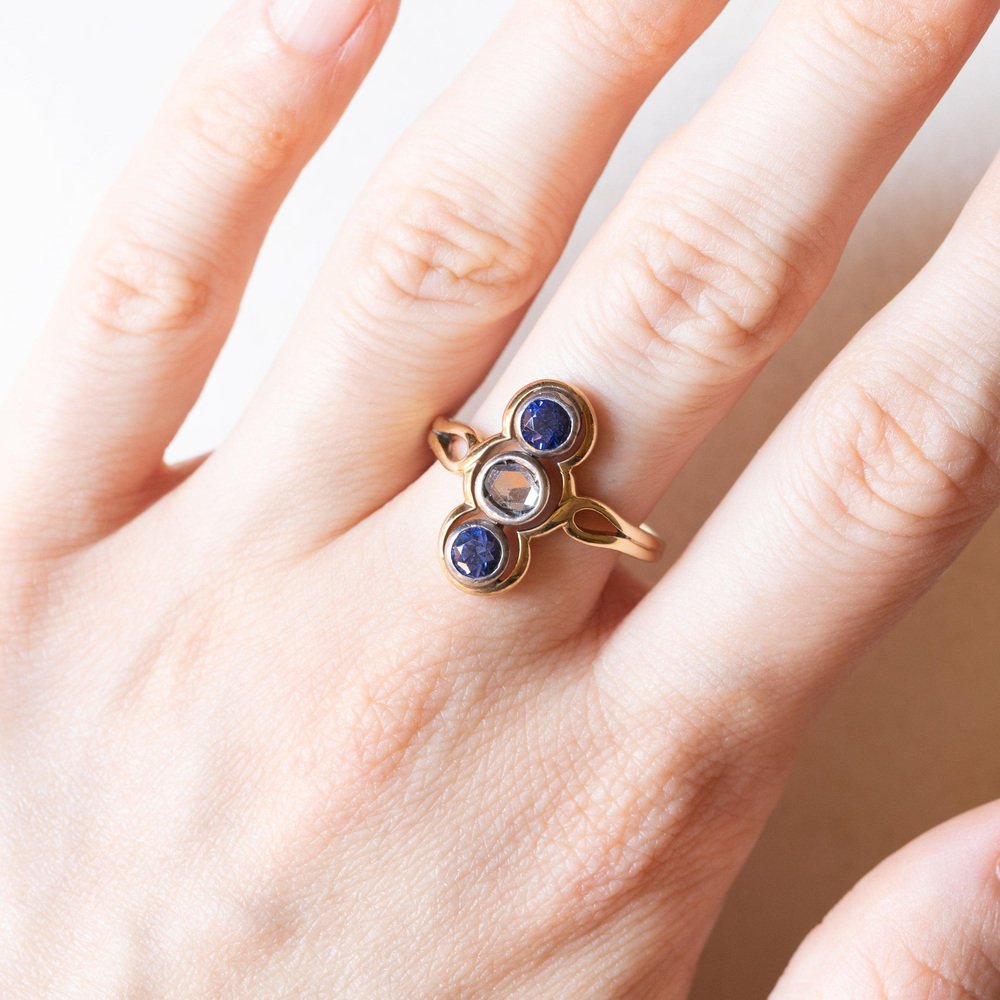 18k Yellow Gold and Silver Trilogy Ring with Synthetic Sapphires and Rosette-Cut Diamond, 1930s