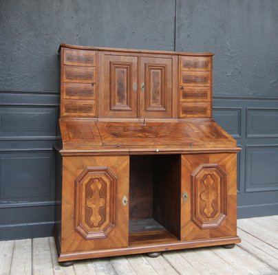 18th Century Baroque Secretary or Writing Desk in Walnut-TAT-1791826