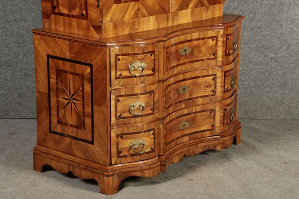 18th Century Baroque Top Cabinet in Walnut, 1725-DXD-2033185