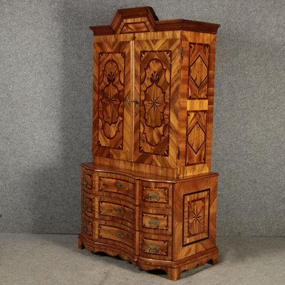 18th Century Baroque Top Cabinet in Walnut, 1725-DXD-2033185