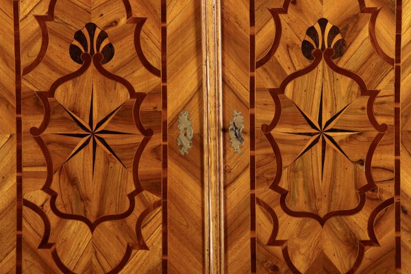 18th Century Baroque Top Cabinet in Walnut, 1725-DXD-2033185