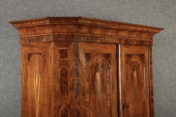 18th Century Baroque Walnut Wood Cabinet, 1740s-DXD-2033233