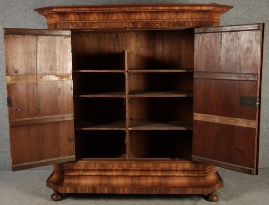 18th Century Baroque Walnut Wood Cabinet, 1740s-DXD-2033233