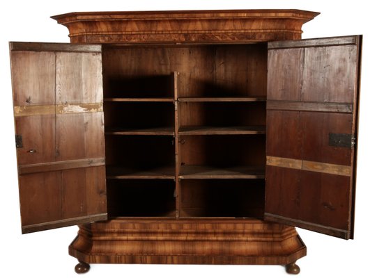 18th Century Baroque Walnut Wood Cabinet, 1740s-DXD-2033233