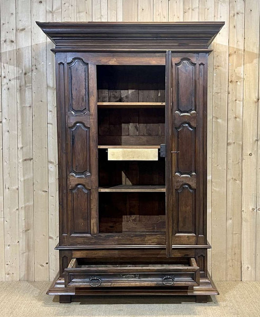 18th Century Bordeaux Wardrobe in Walnut and Cherry