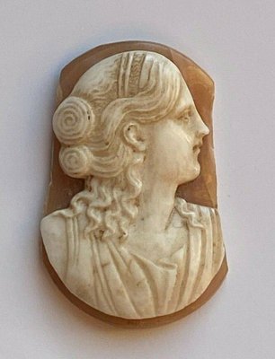 18th Century Cameo Profile of Woman in Agate-QKG-1820496