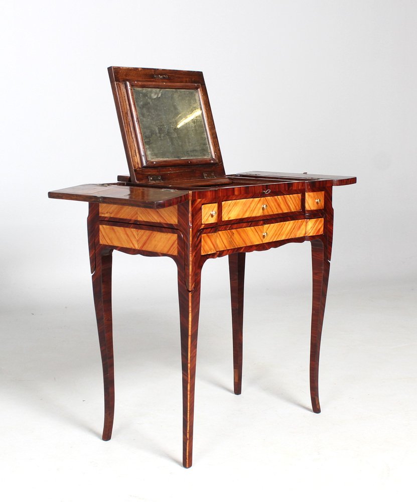 18th Century Coiffeuse or Ladies Desk