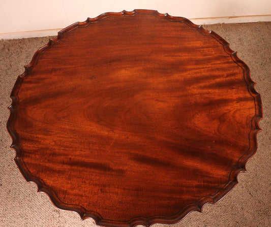 18th Century English Mahogany Tripod Table