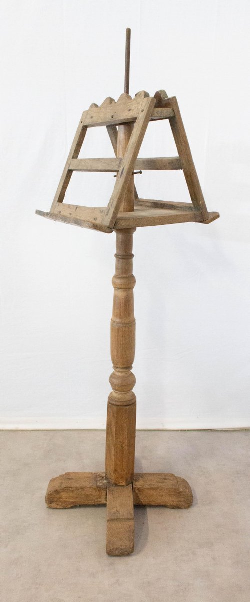 18th Century French Lectern Book or Music Stand in Oak