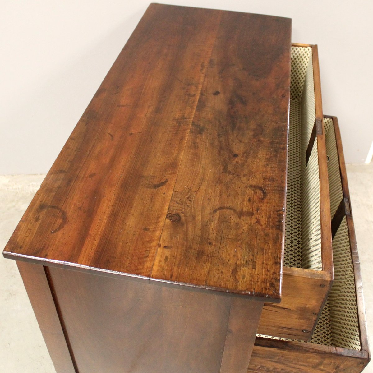 18th Century Italian Directoire Chest of Drawers in Walnut