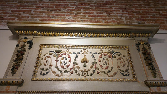 18th Century Italian Mirror in Carved Wood with Vegetables and Fruit Decor