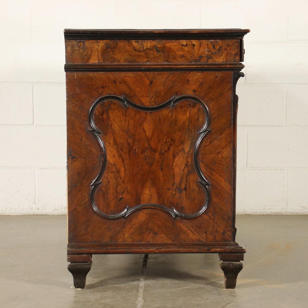 18th Century Lombard Barocchetto Chest of Drawers in Walnut, Italy