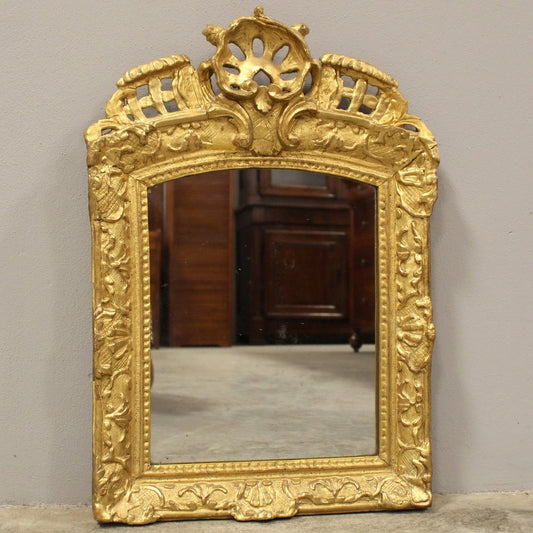 18th Century Louis XV Giltwood Mirror