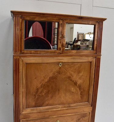 18th Century Louis XVI Blond Walnut Secretaire-RVK-655929