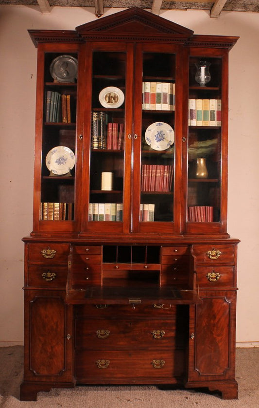 18th Century Mahogany Showcase Cabinet