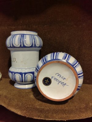 18th Century Malva and Valeriana Albarelli Jars in Blue and White Ceramic with Original Lids, Set of 2-ZFY-1720455