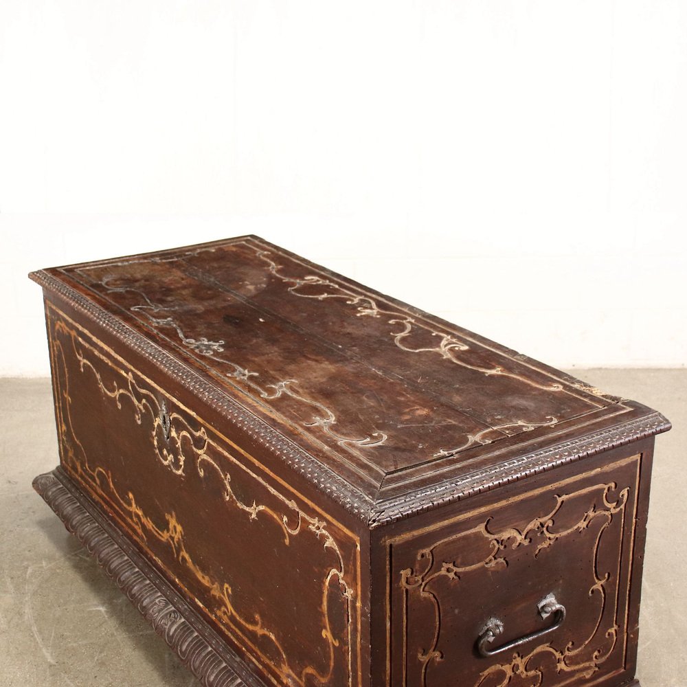 18th Century Piedmontese Baroque Chest in Walnut, Italy