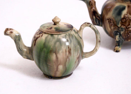 18th Century Teapots and Bowl Faience with Tortoiseshell Decorations from Wieldon, Set of 4