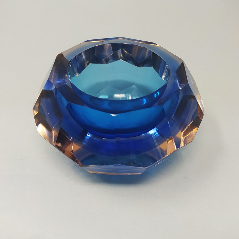 1960s Gorgeous Big Blue Bowl Or Catchall Designed by Flavio Poli for Seguso