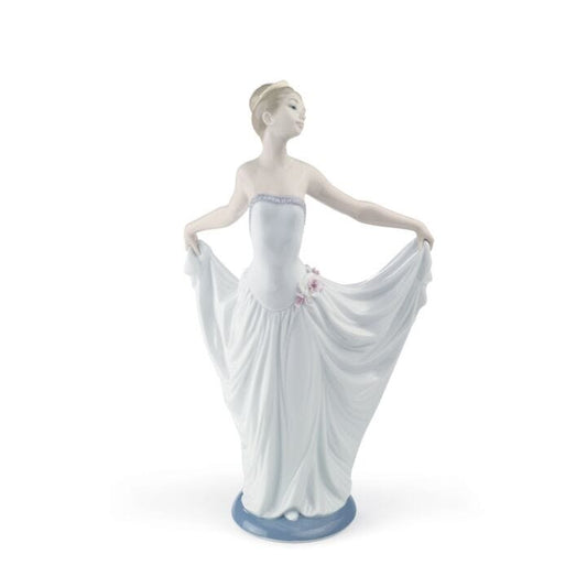 Dancer Ballet Woman Figurine by Lladró