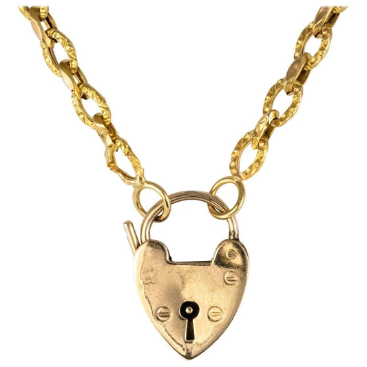 19th Century 18 Karat Yellow Gold Chiseled Chain and Heart-Shaped Padlock Necklace