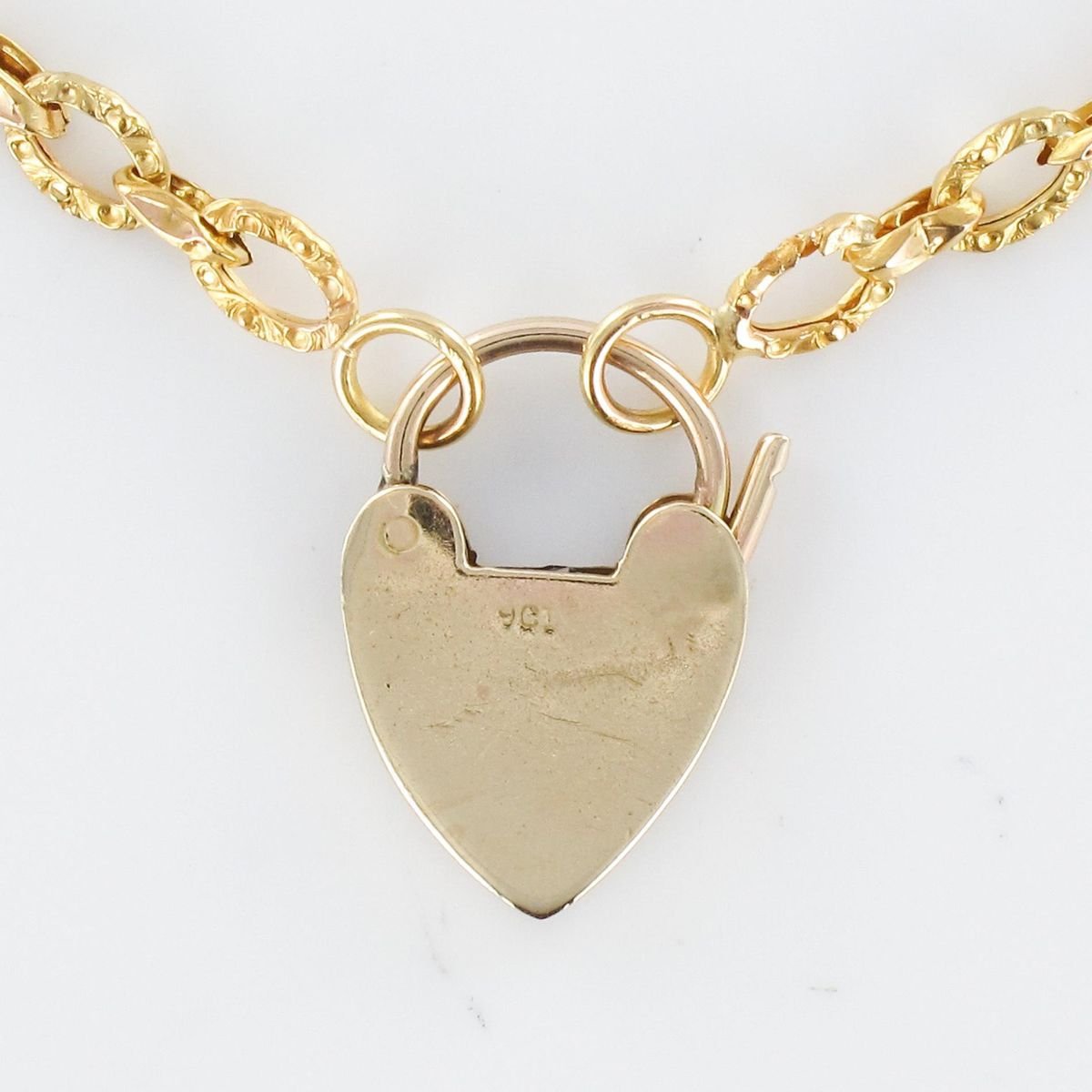 19th Century 18 Karat Yellow Gold Chiseled Chain and Heart-Shaped Padlock Necklace-OLU-896702