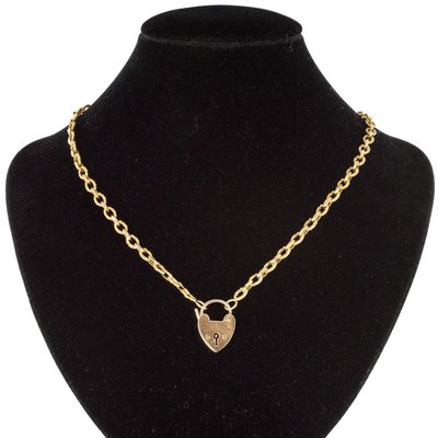 19th Century 18 Karat Yellow Gold Chiseled Chain and Heart-Shaped Padlock Necklace-OLU-896702