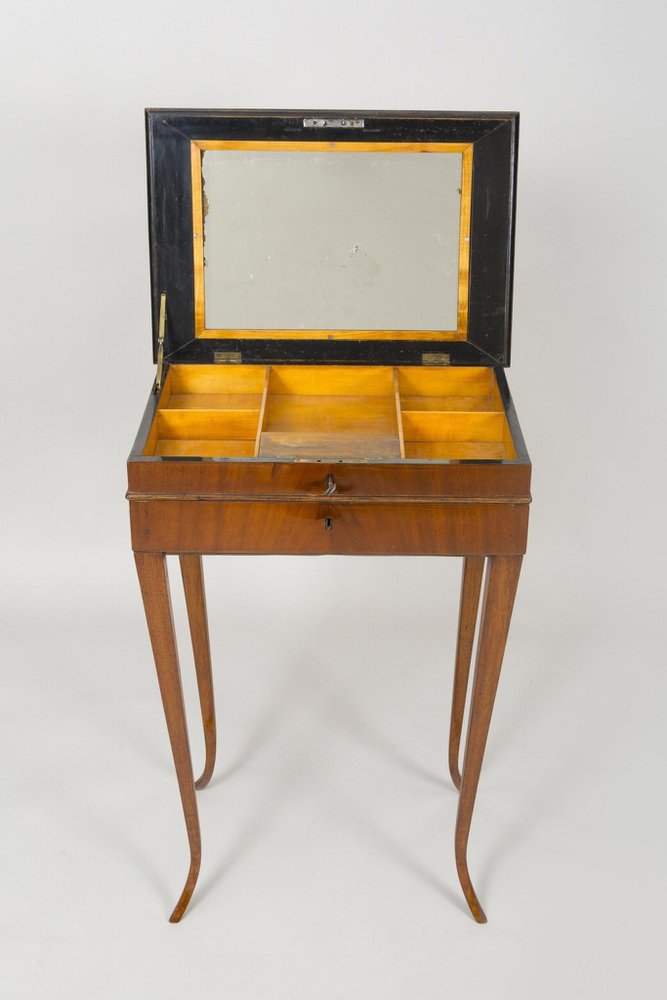 19th Century Biedermeier Table, Austria, 1820s