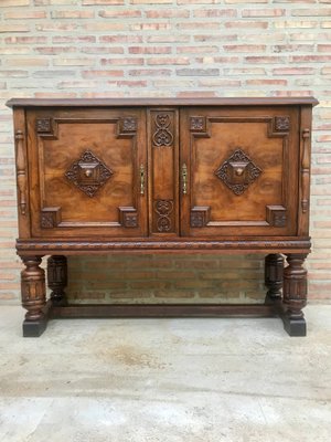 19th Century Catalan Spanish Buffet with 2 Doors-NOU-1076357