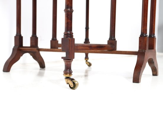 19th Century English Spider Leg Table with Drop Leaves in Walnut-MY-1718210