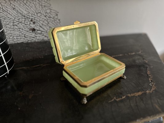 19th Century French Opaline Glass Box in Pistachio Green, 1880s-JO-1772536