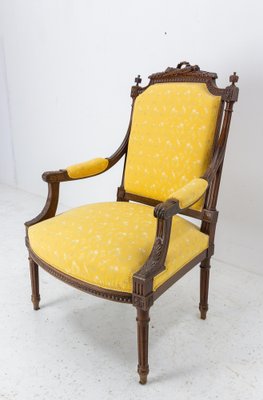 19th Century French Walnut Fauteuil Armchair-RIU-1329277