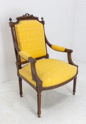 19th Century French Walnut Fauteuil Armchair-RIU-1329277