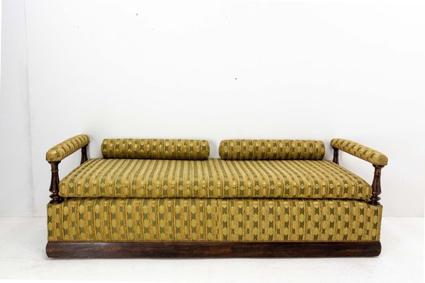 19th Century French Walnut Sofa-RIU-1329266