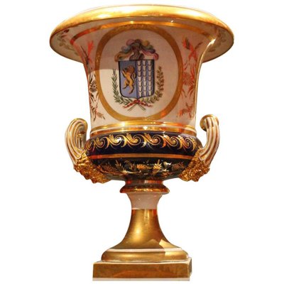 19th Century Italian Ginori Glazed and Parcel Gilt Porcelain Armorial Vase-AXE-1433438