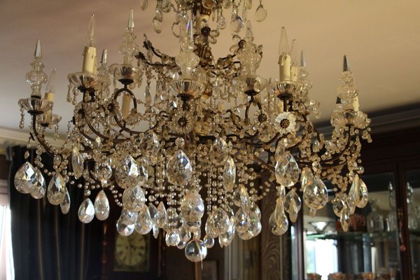 19th Century Italian Neoclassical Giltwood and Crystal Chandelier-YF-632725