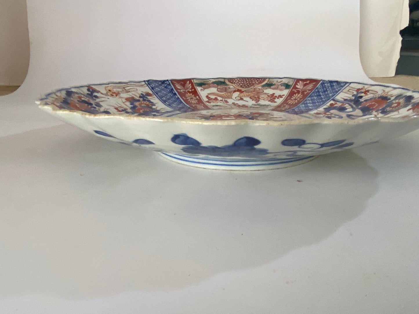 19th Century Japanese Scalloped Imari Porcelain Dish