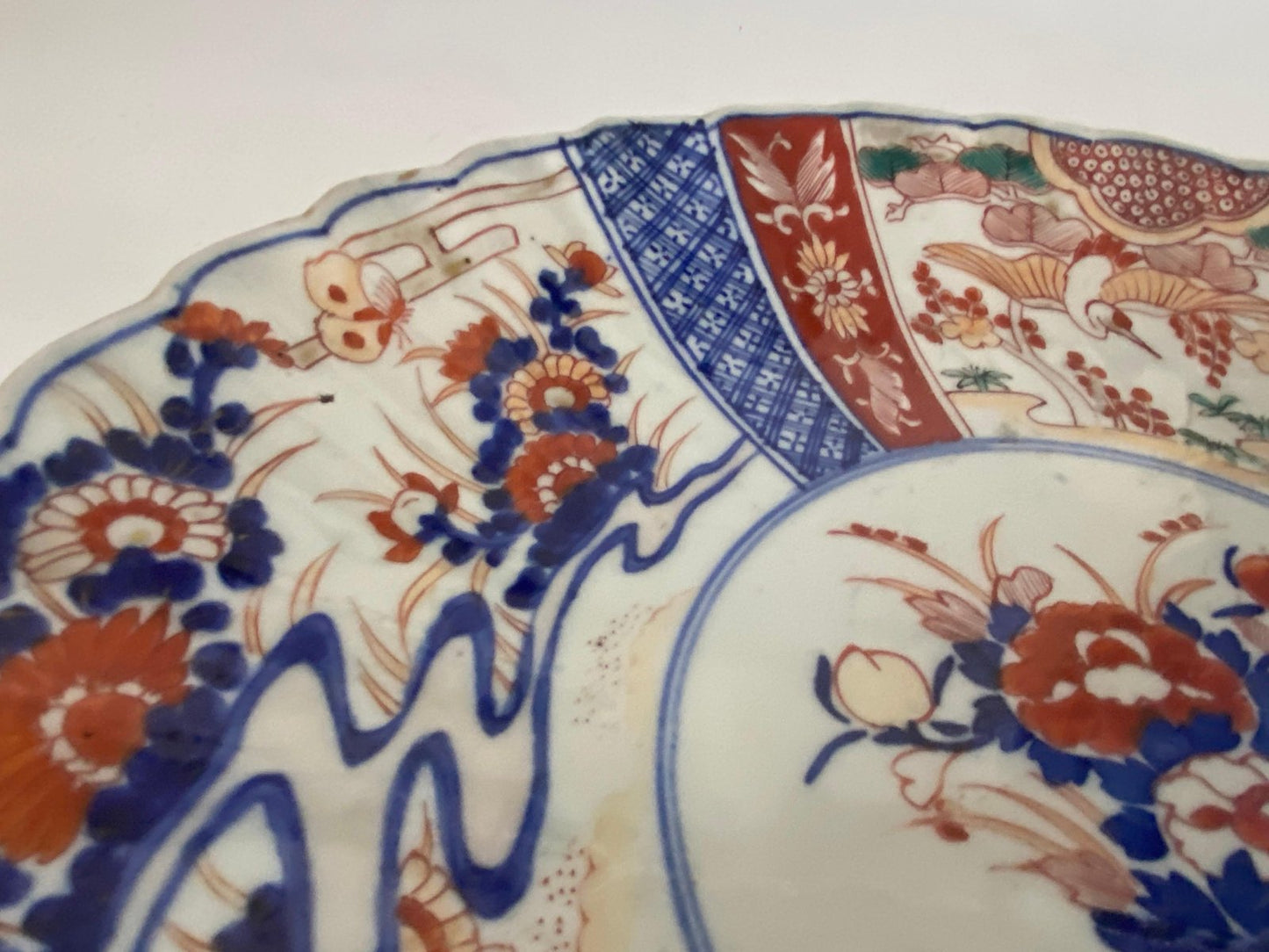 19th Century Japanese Scalloped Imari Porcelain Dish