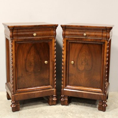 19th Century Louis Philippe Bedside Tables in Walnut, Italy, Set of 2-UMS-1785007