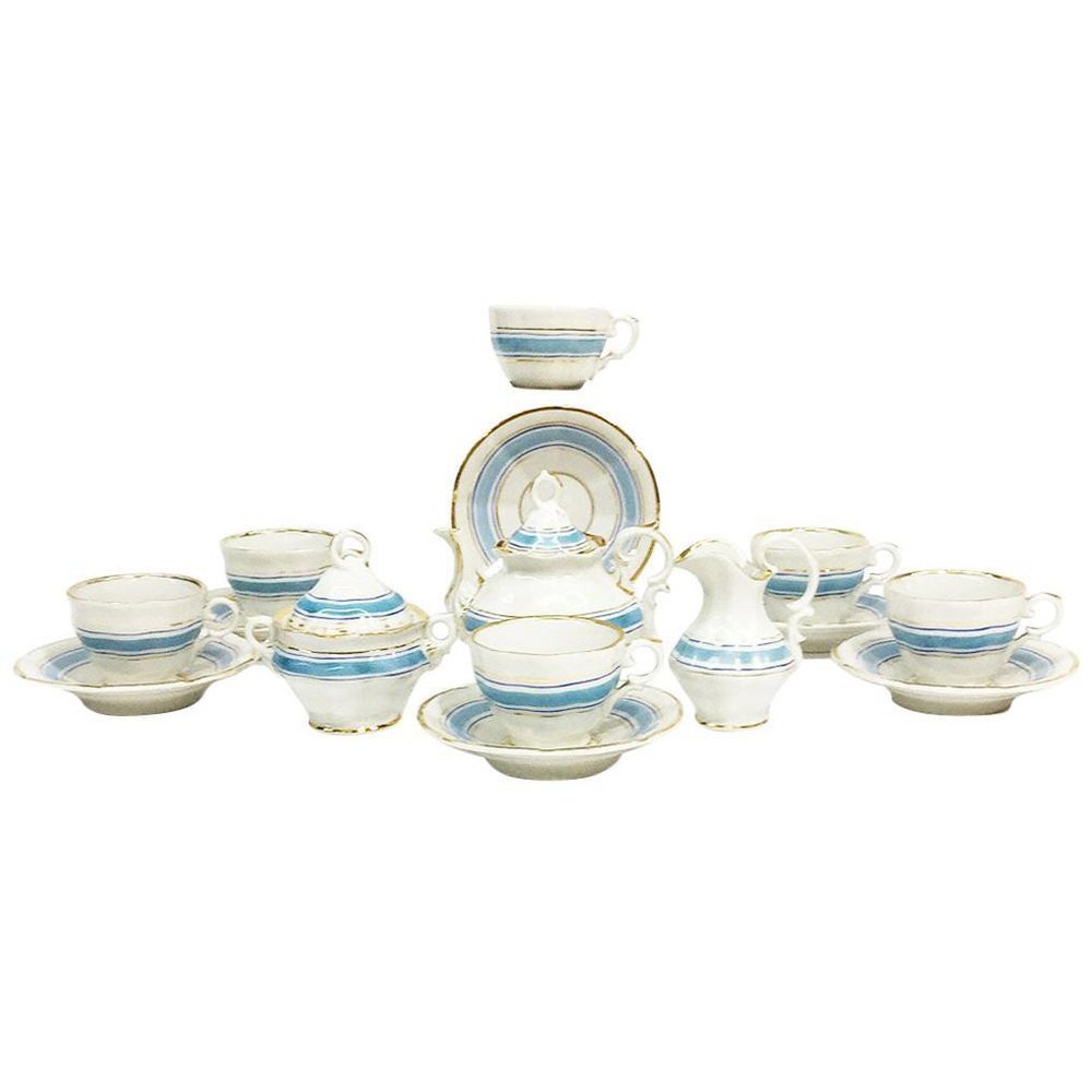 19th Century Miniature Child's Tea Service in Porcelain, Set of 9