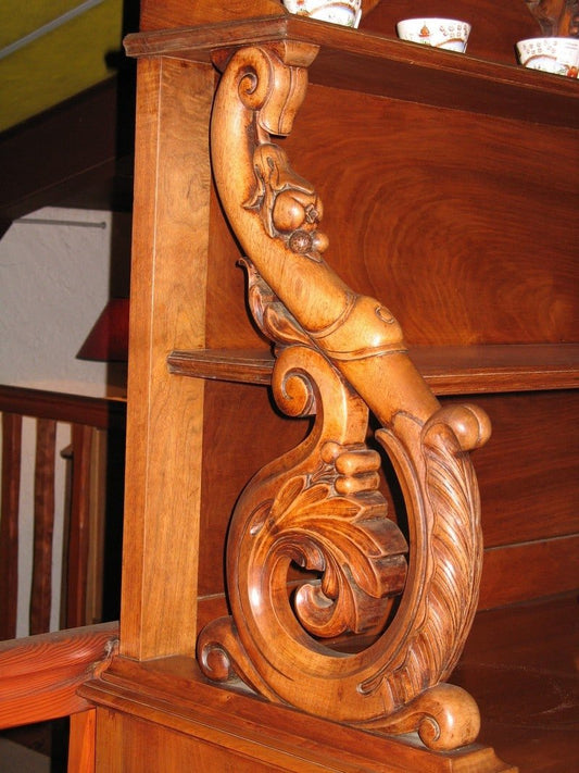 19th Century Saint-Hubert Sideboard in Walnut