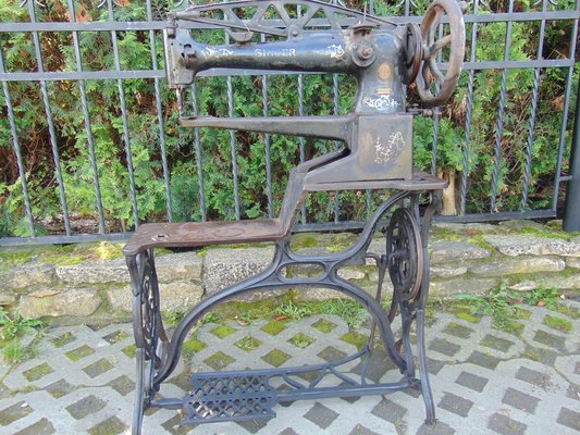 19th Century Shoemakers Machine Table from Singer, 1890s-CAQ-1766142