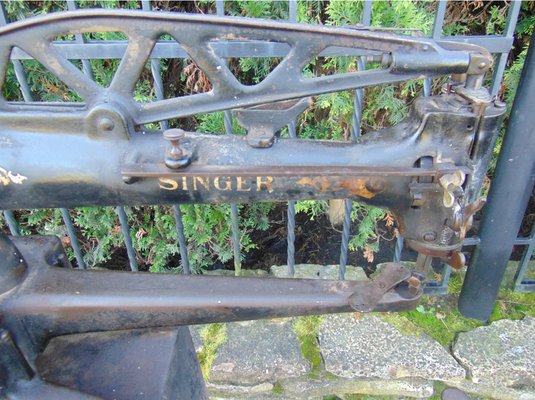 19th Century Shoemakers Machine Table from Singer, 1890s-CAQ-1766142